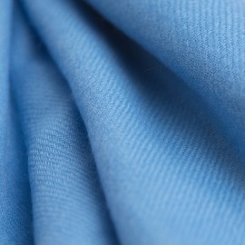 Hellblaues twillgewebtes Pashmina-Tuch