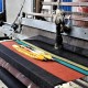 Schwarze Pashmina Stola mit farbigen Streifen