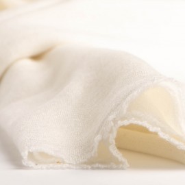 Wei&szlig;er Schal aus reinem Kaschmir