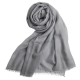 Hellgrauer extra großer Schal aus Kaschmir