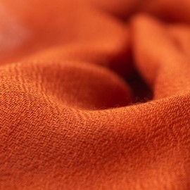 Sienafarbener, diamantgewebter Pashmina-Schal