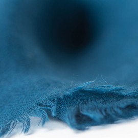 Marineblauer, diamantgewebter Pashmina-Schal