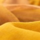 Karierter Kaschmir-Schal in Currygelb und Beige