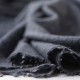 Kaschmirschal im schwarz-grauen Spritzmuster