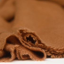 Braunes Pashmina-Tuch in Twillwebart
